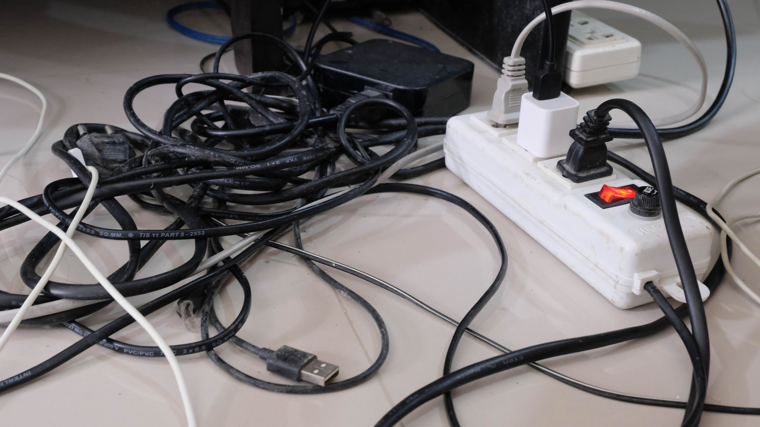 West Point Articles Lack Standing Desk Cable Management Content